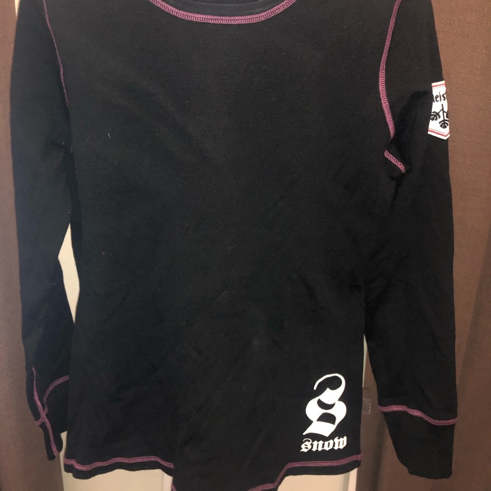 Meister Women’s size L slim fit ski sweater
